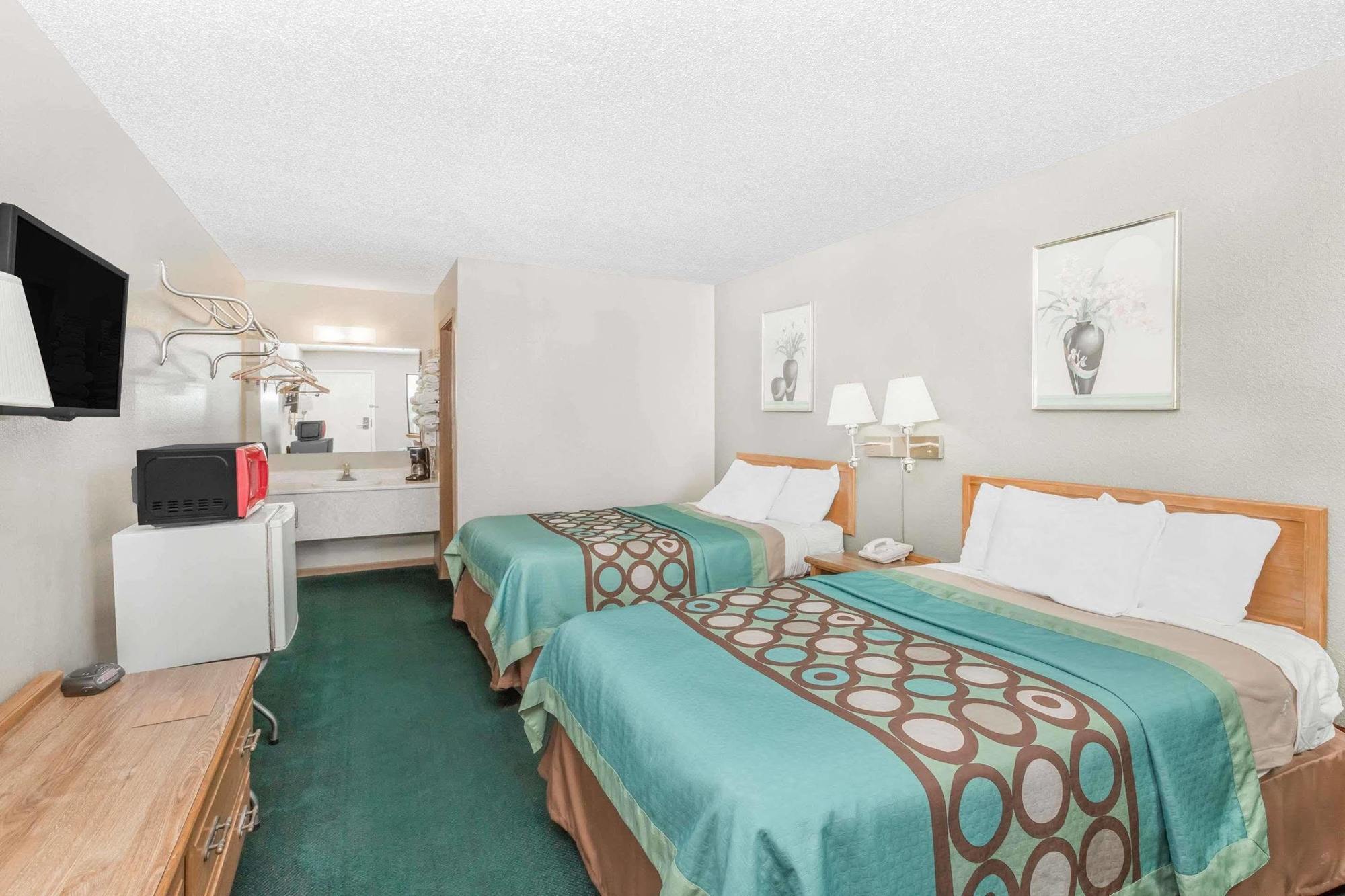 Budgetel Inn & Suites Butler 외부 사진